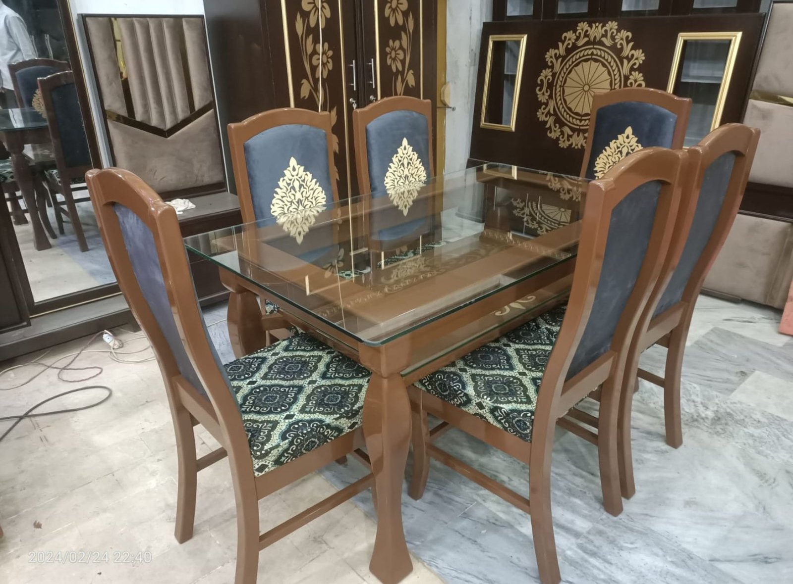 Dining Table with chairs