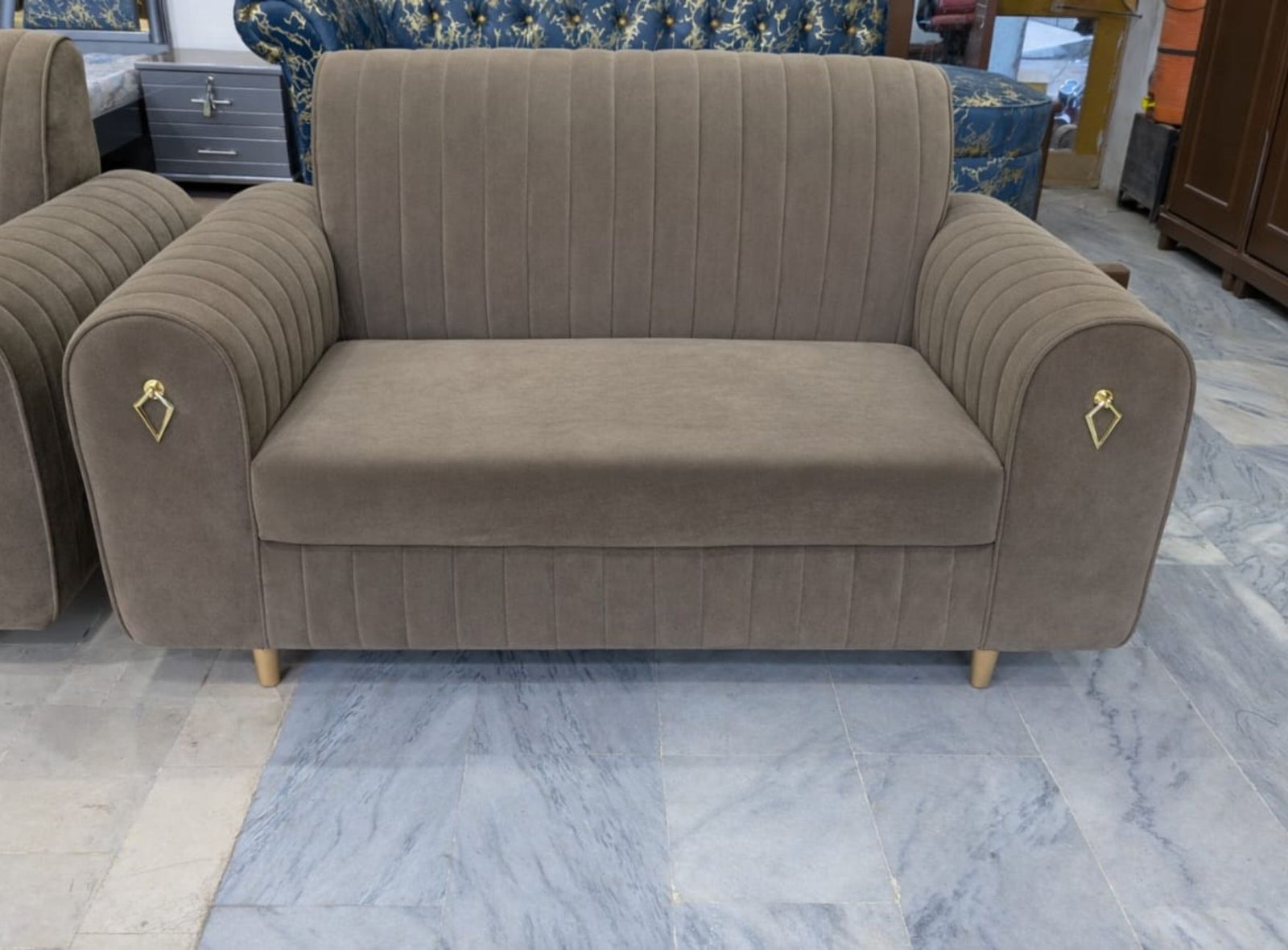 Single Sofa